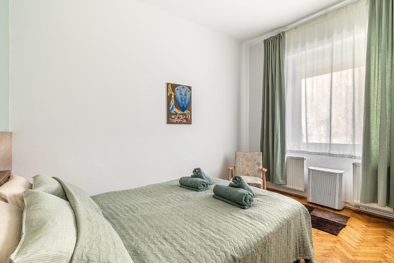 Budapest Then & Now Apartment Exterior photo