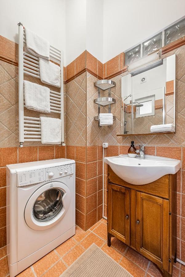 Budapest Then & Now Apartment Exterior photo
